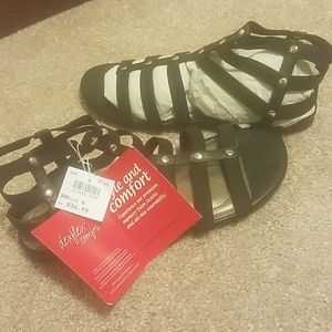Size 6 Black Troy gladiator sandal